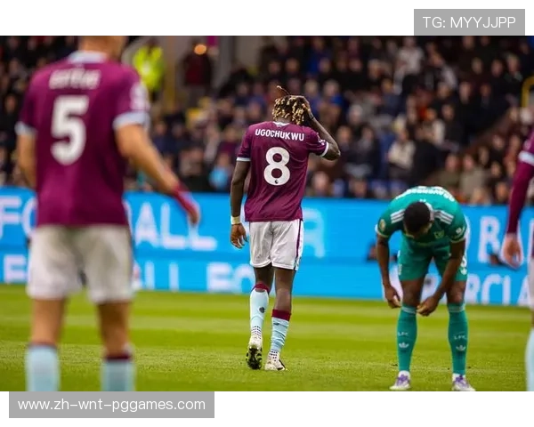 英超球员比赛中被打事件盘点及处罚结果